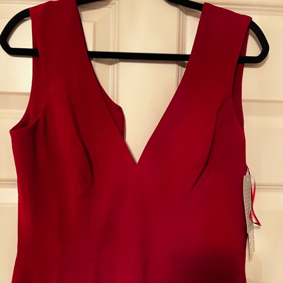 Dress the Population Sandra Plunge crepe trumpet gown - Picture 7 of 9